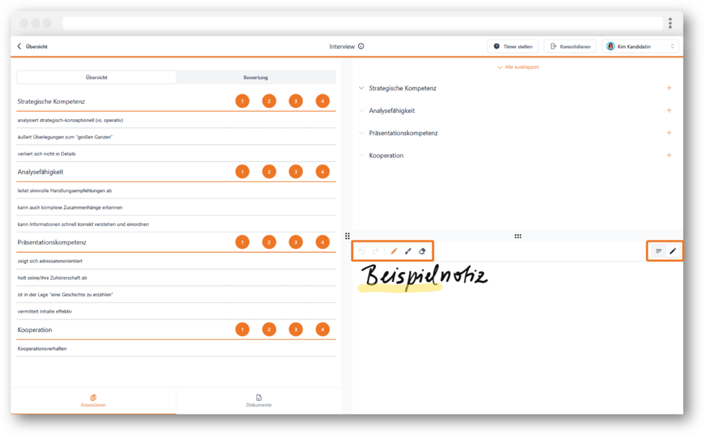 Ein Bildschirmfoto der Applysia-Webanwendung zeigt die Seite „Interview“. Links sind Bewertungskriterien wie "Strategische Kompetenz" und "Analysefähigkeit" mit Bewertungsskalen von 1 bis 4. Rechts ist ein Notizbereich, in dem "Beispielnotiz" steht, und darüber befinden sich Werkzeuge zum Bearbeiten der Notizen.